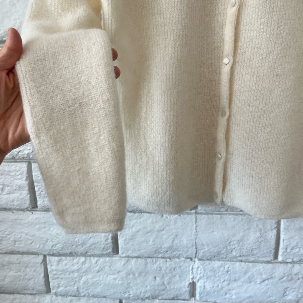 NWT La Maille Sezane Gilet Gaspard Mohair Alpaca Sweater Cardigan Ecru Size XXS - Picture 3 of 6